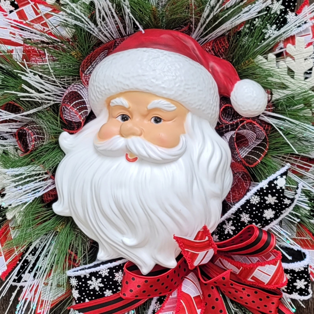 Light-Up Santa Christmas Wreath – Classic Santa Front Door Wreath – Holiday Door Decor