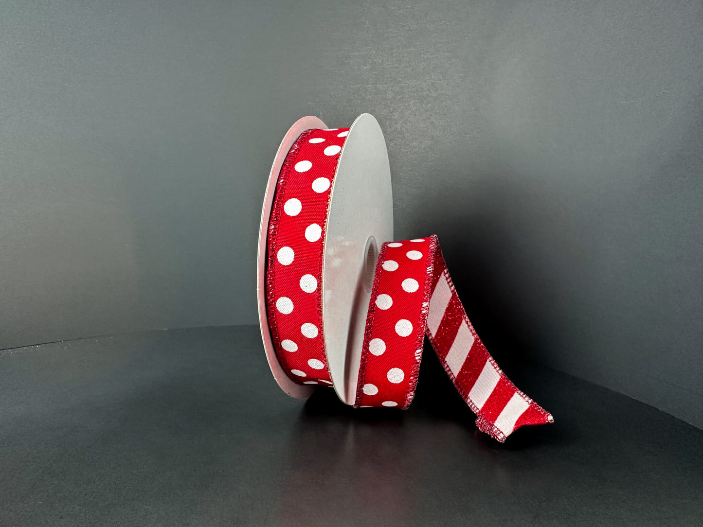 D735810512 7/8"X10YDS Double Sided Red STN- Wht Dots/Rd-Wht Glitter Candy Cane Stripe