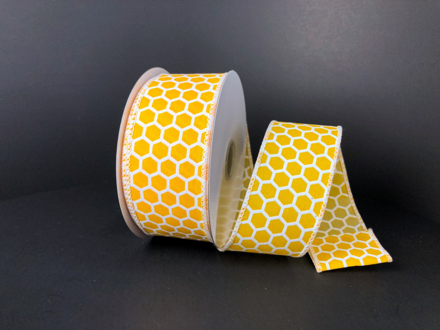 41259-09-49 1.5"X10YDS Honeycombs Yellow/White