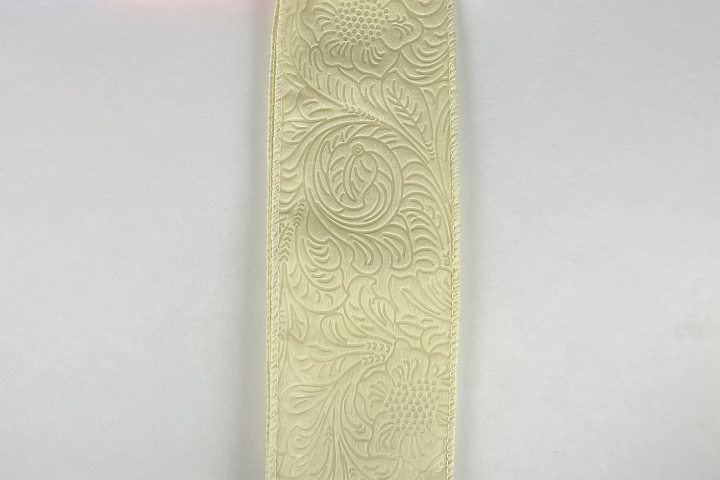 42466-40-18 2.5"X10YDS Embossed Flower Ivory