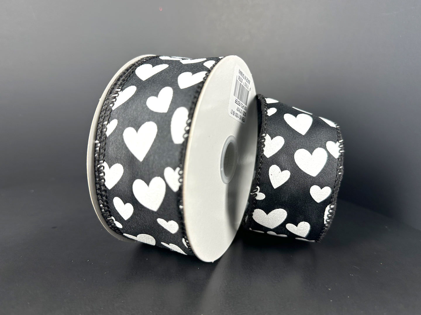 11501-09-21: BLK STN/WHT GLT BENSON HRTS, 1.5"X10Y