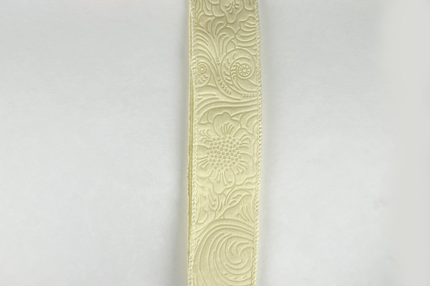42466-09-18 1.5"X10YDS Embossed Flower Ivory