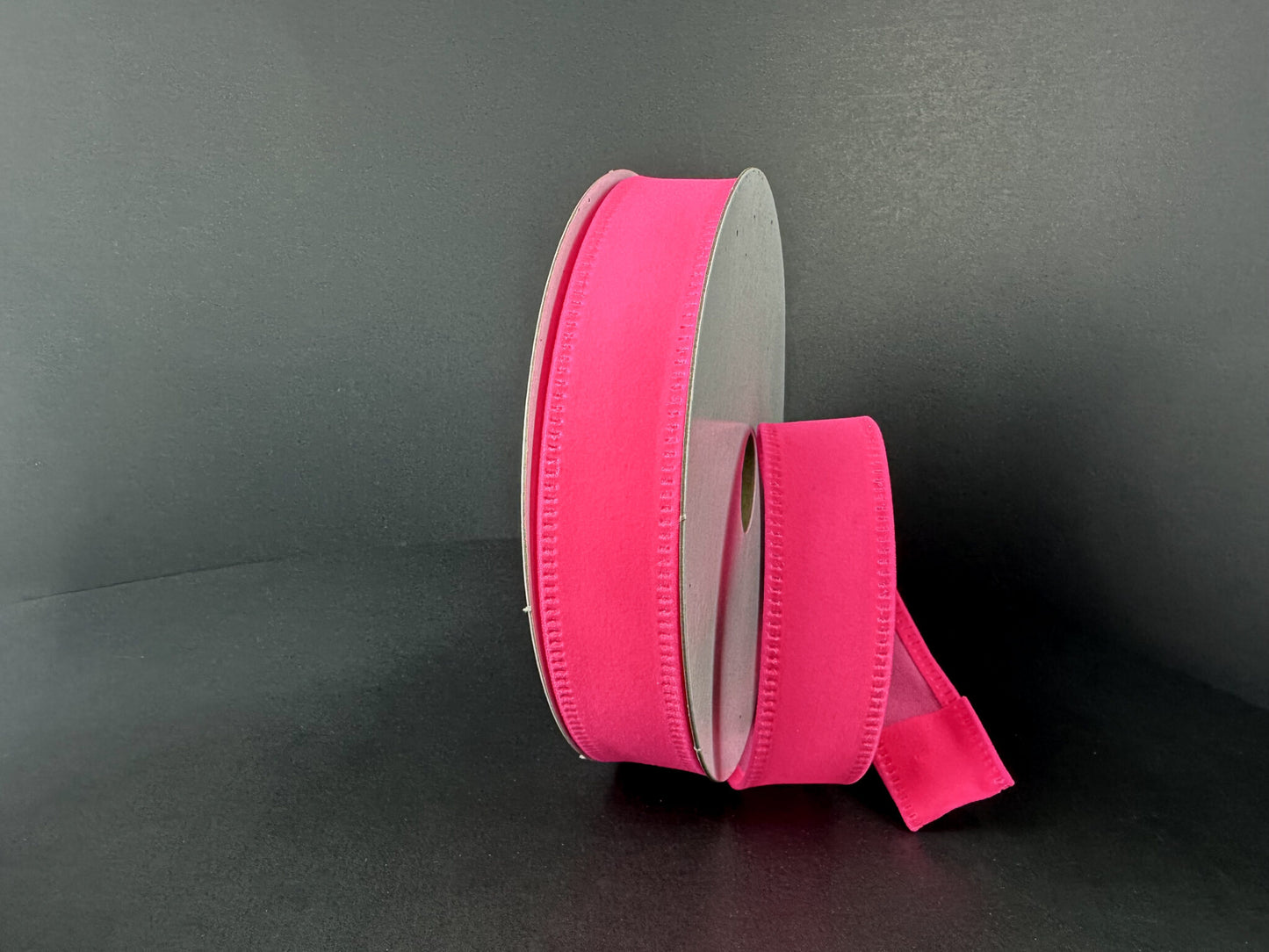 13180544    7/8"X10YD  Velvet   Hot Pink