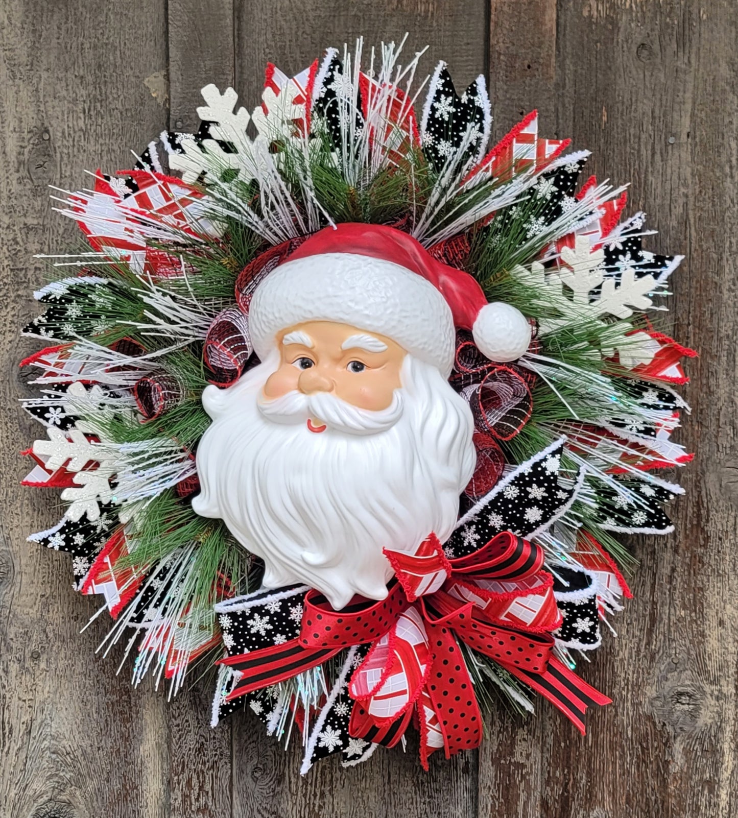 Light-Up Santa Christmas Wreath – Classic Santa Front Door Wreath – Holiday Door Decor