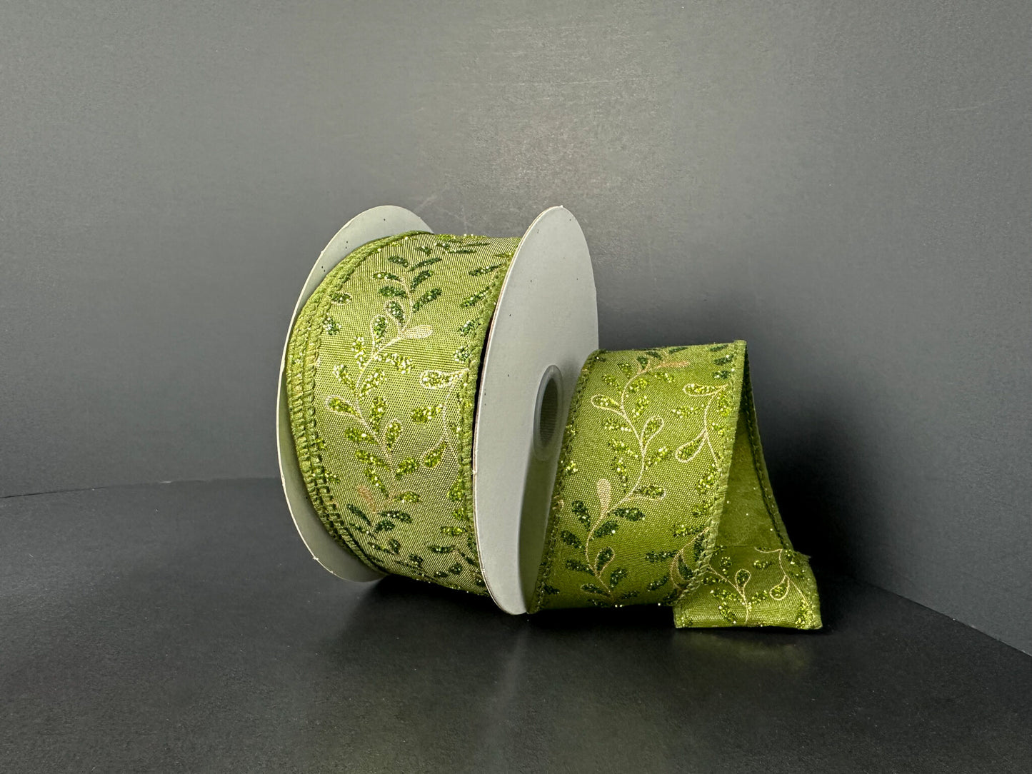 725830908    1.5"X10YDS STN  Ombre Glitter Vines  Moss/Green/Gold