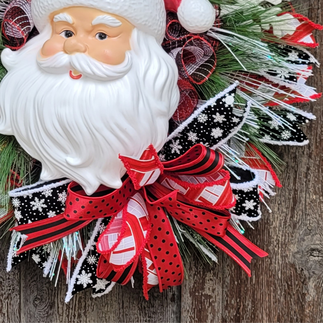 Light-Up Santa Christmas Wreath – Classic Santa Front Door Wreath – Holiday Door Decor