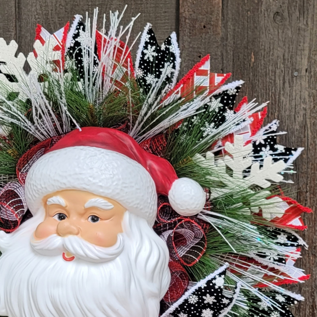 Light-Up Santa Christmas Wreath – Classic Santa Front Door Wreath – Holiday Door Decor