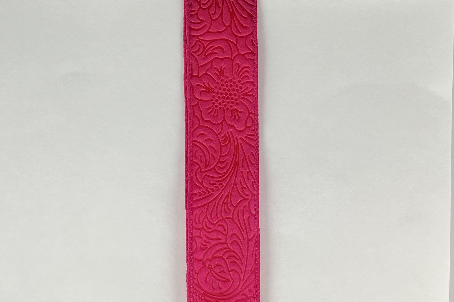 42466-09-28   1.5"X10YDS    Embossed Flower   Fuchsia
