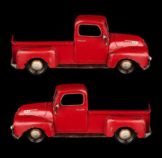 AM024731   15.75"L x 6.5"H Metal Half Truck   Red